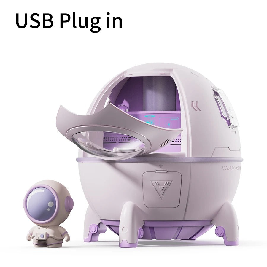 Astronaut Humidifier